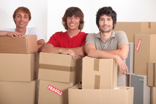 Convenient Eastfinchley storage location for university students